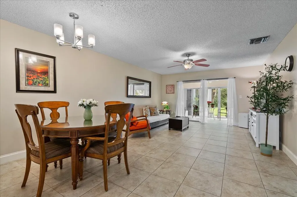 162 Lake Susan Lane West Palm Beach FL 33411