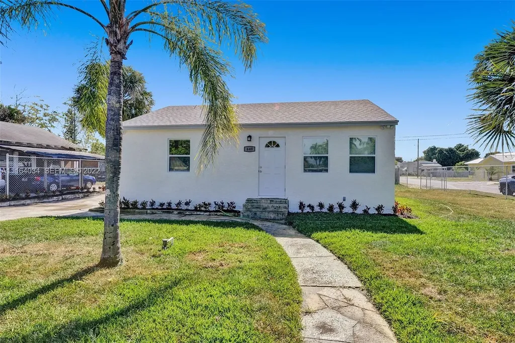 640 52nd Street West Palm Beach FL 33407