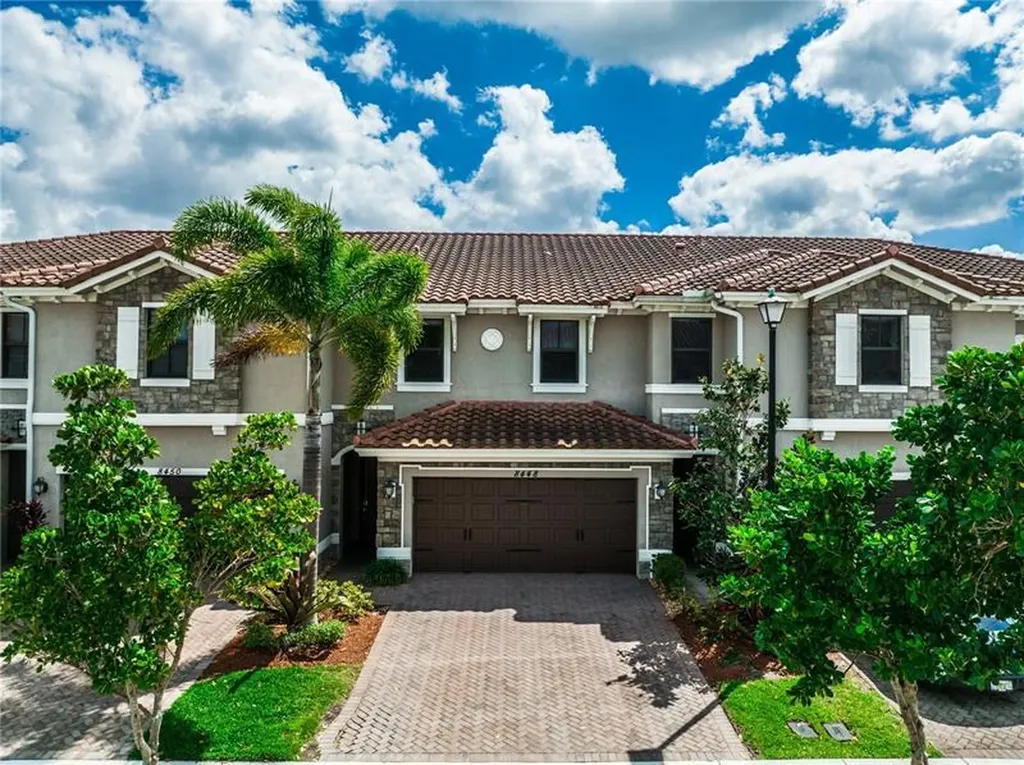 8448 Lake Majesty Lane Parkland FL 33076