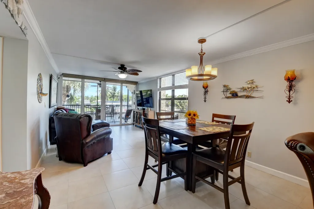 19 Royal Palm Way Boca Raton FL 33432