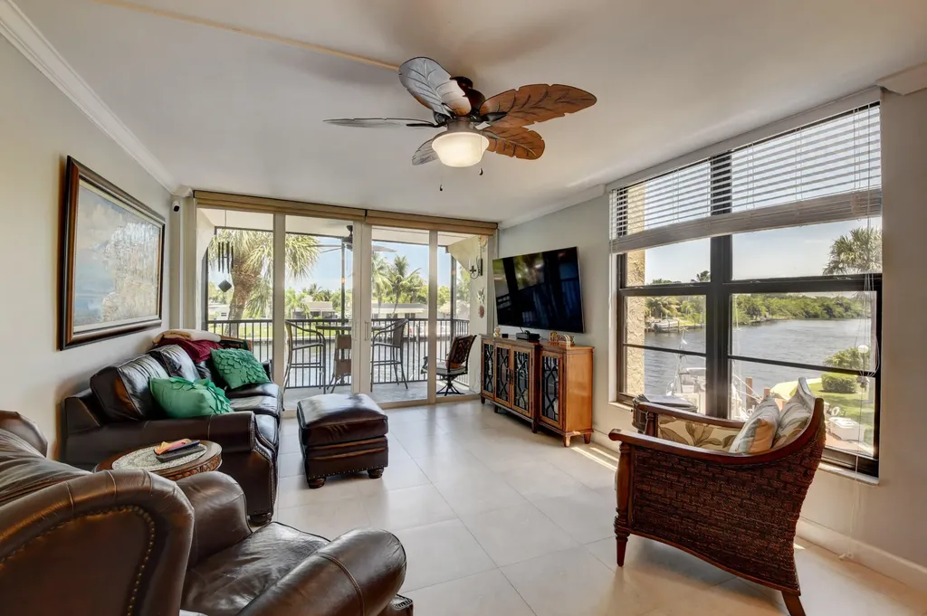 19 Royal Palm Way Boca Raton FL 33432