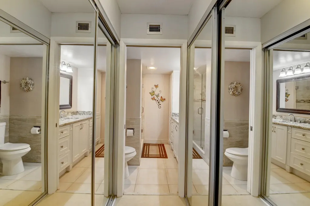 19 Royal Palm Way Boca Raton FL 33432