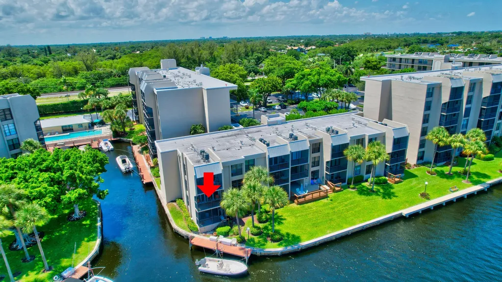 19 Royal Palm Way Boca Raton FL 33432