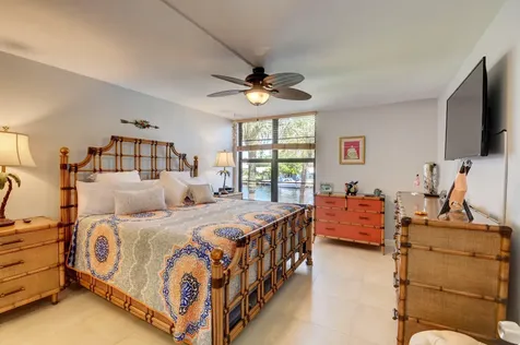 19 Royal Palm Way Boca Raton FL 33432