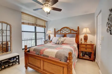 19 Royal Palm Way Boca Raton FL 33432