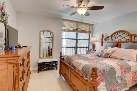 19 Royal Palm Way Boca Raton FL 33432