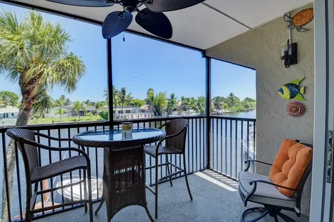 19 Royal Palm Way Boca Raton FL 33432