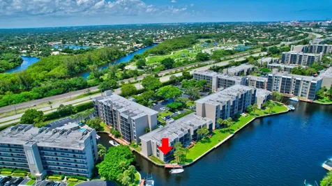 19 Royal Palm Way Boca Raton FL 33432