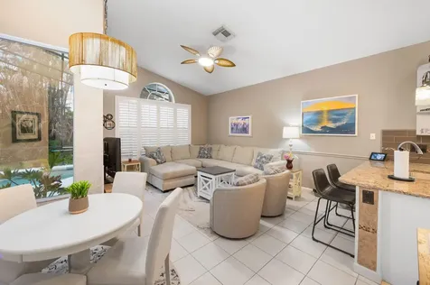 577 SW Saint Kitts Cove Port St Lucie FL 34986