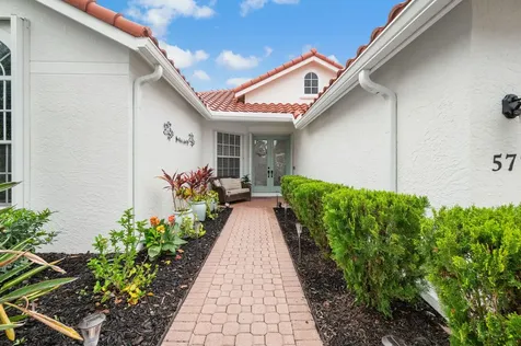 577 SW Saint Kitts Cove Port St Lucie FL 34986
