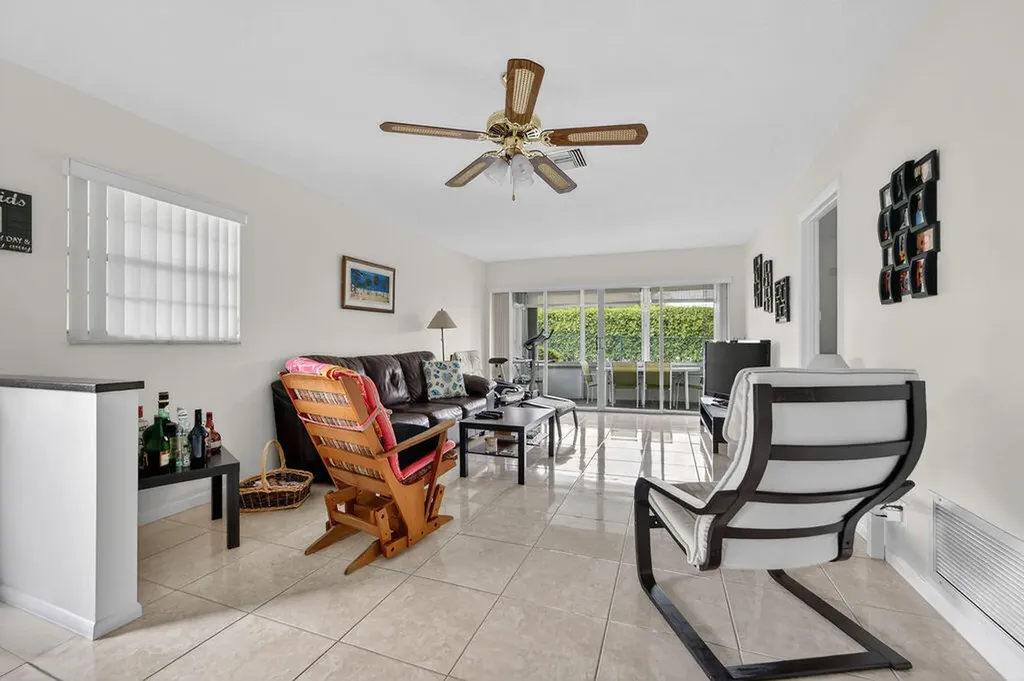 622 Hummingbird Lane Delray Beach FL 33445