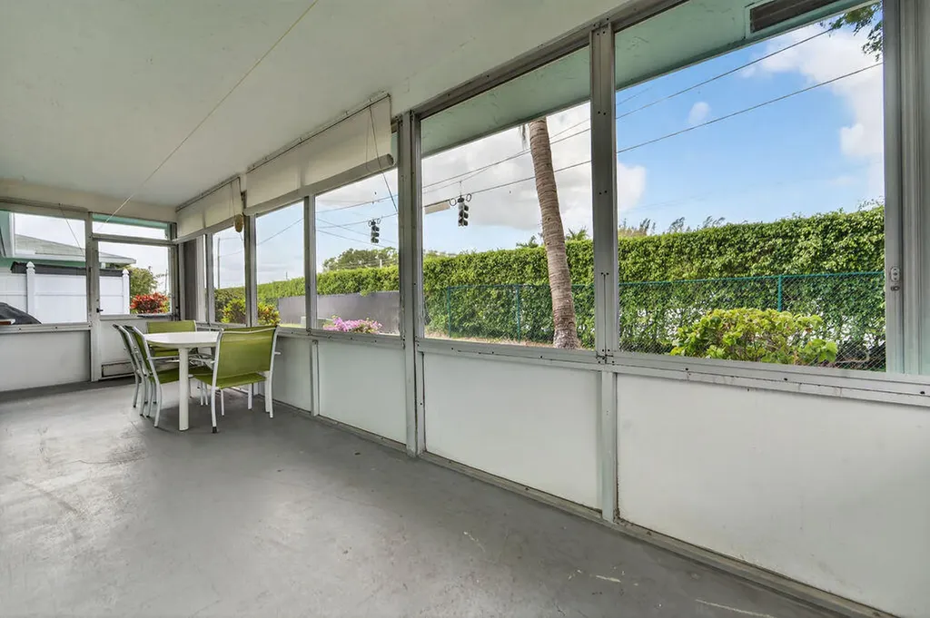 622 Hummingbird Lane Delray Beach FL 33445