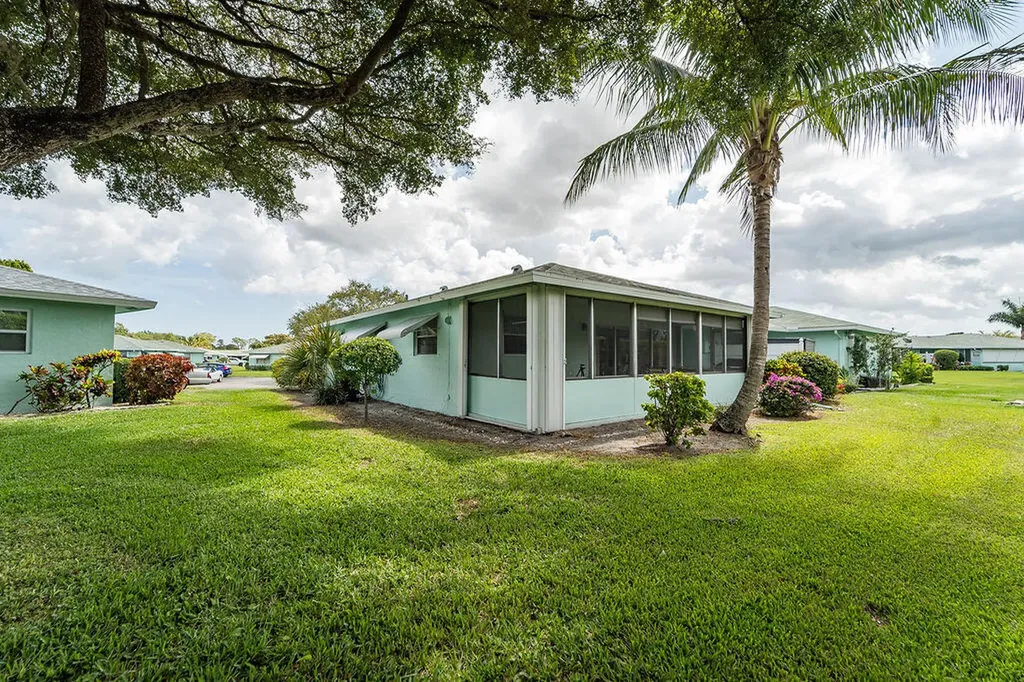 622 Hummingbird Lane Delray Beach FL 33445