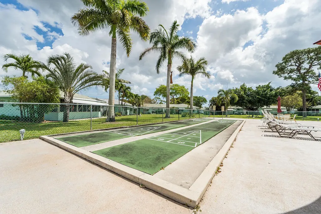 622 Hummingbird Lane Delray Beach FL 33445
