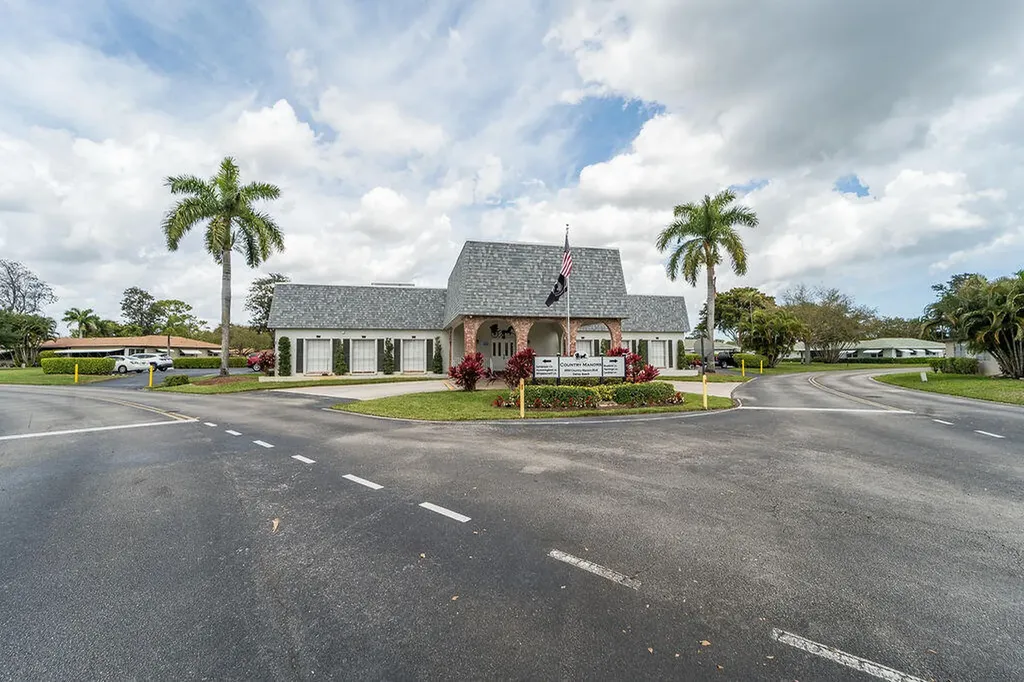 622 Hummingbird Lane Delray Beach FL 33445