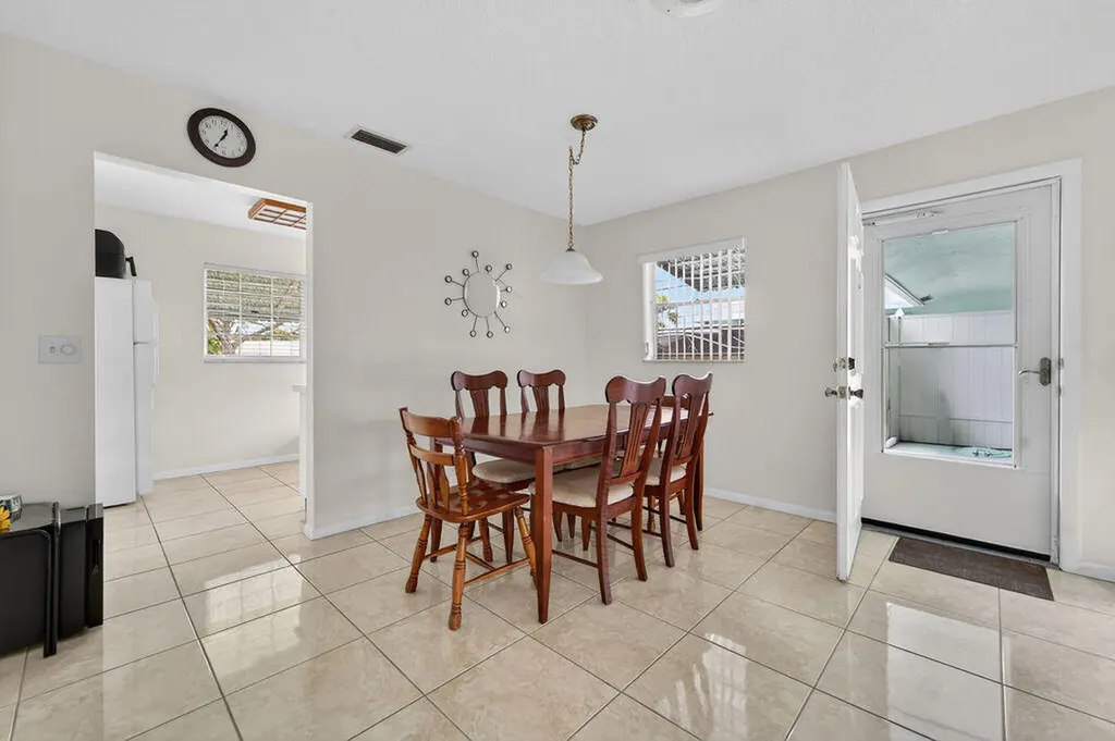 622 Hummingbird Lane Delray Beach FL 33445