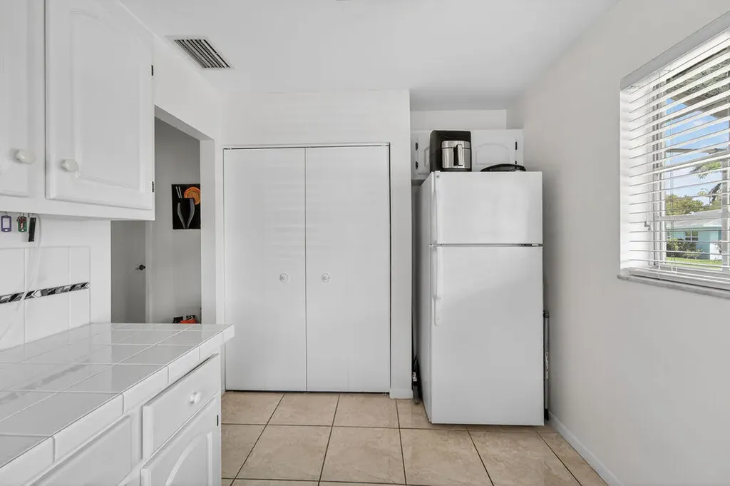 622 Hummingbird Lane Delray Beach FL 33445