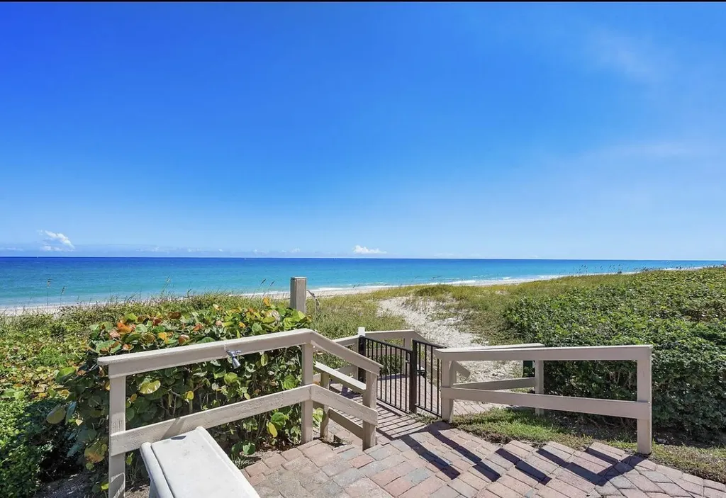 6711 N Ocean Boulevard Ocean Ridge FL 33435