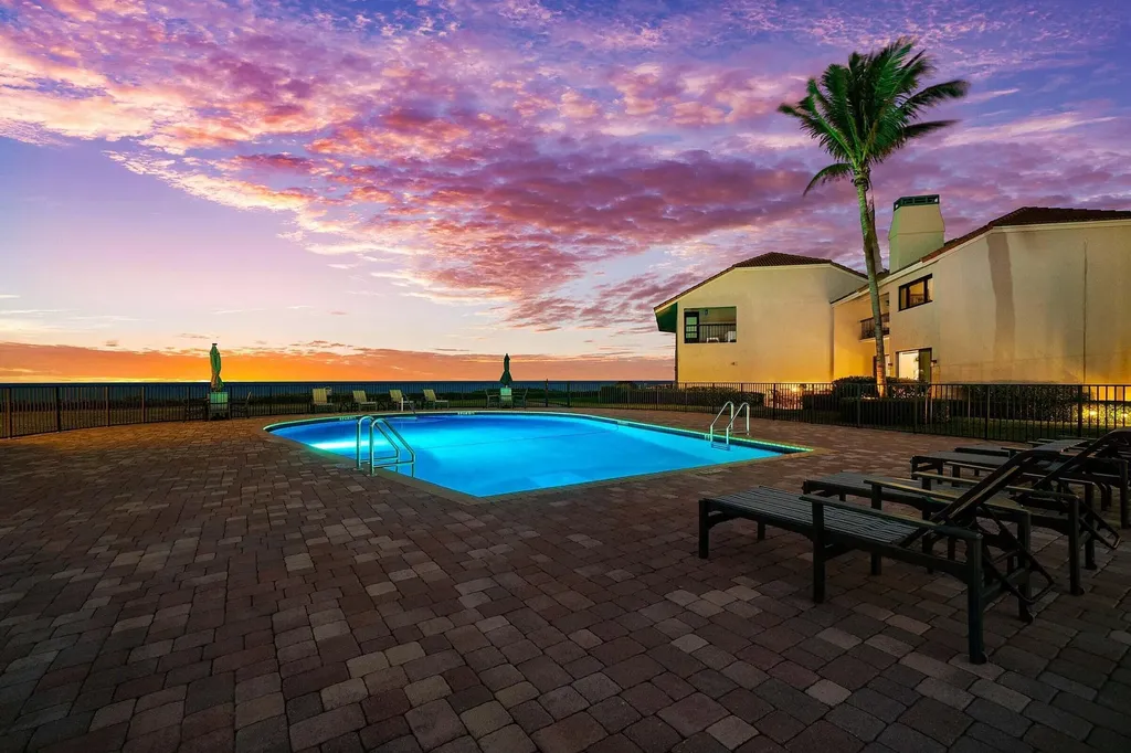 6711 N Ocean Boulevard Ocean Ridge FL 33435