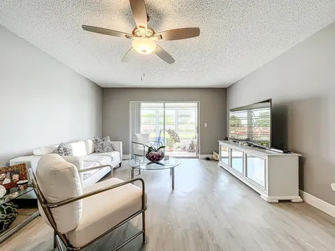 133 Lake Evelyn Drive West Palm Beach FL 33411