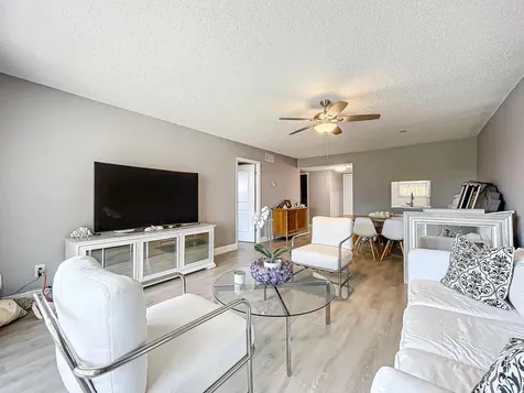 133 Lake Evelyn Drive West Palm Beach FL 33411