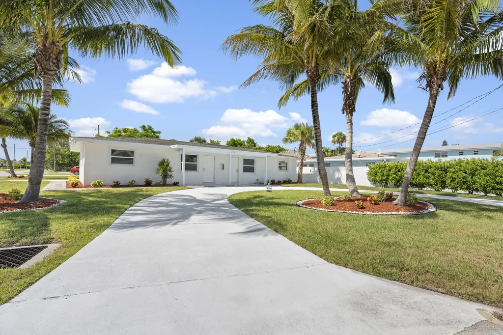 662 Granada Street Fort Pierce FL 34949