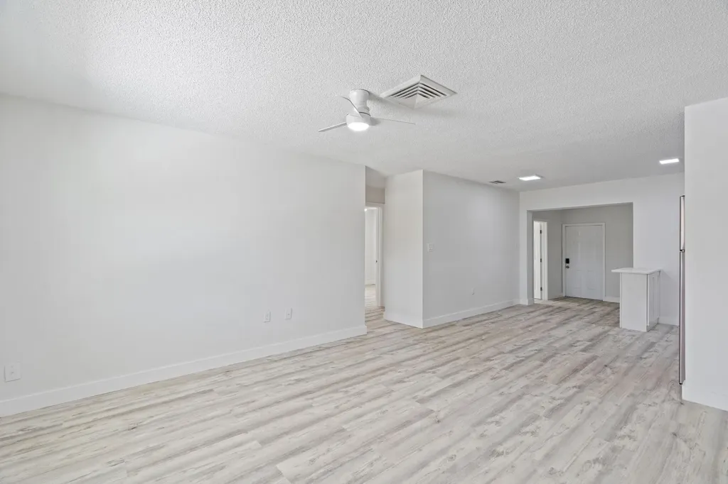 662 Granada Street Fort Pierce FL 34949