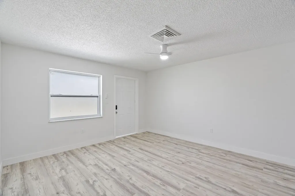 662 Granada Street Fort Pierce FL 34949