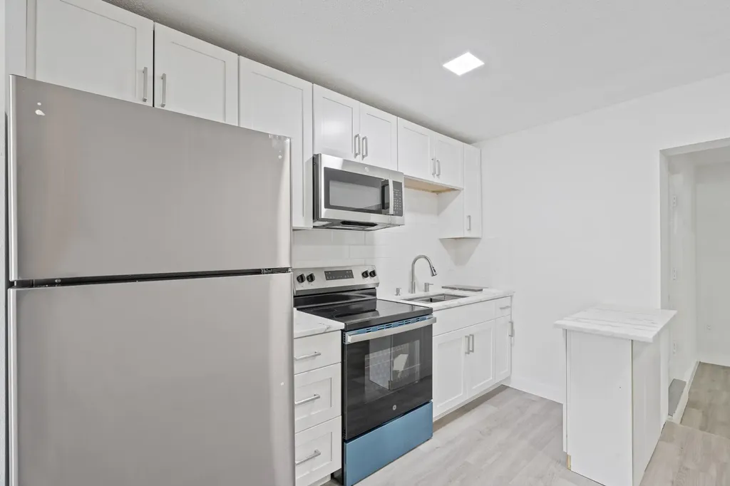 662 Granada Street Fort Pierce FL 34949