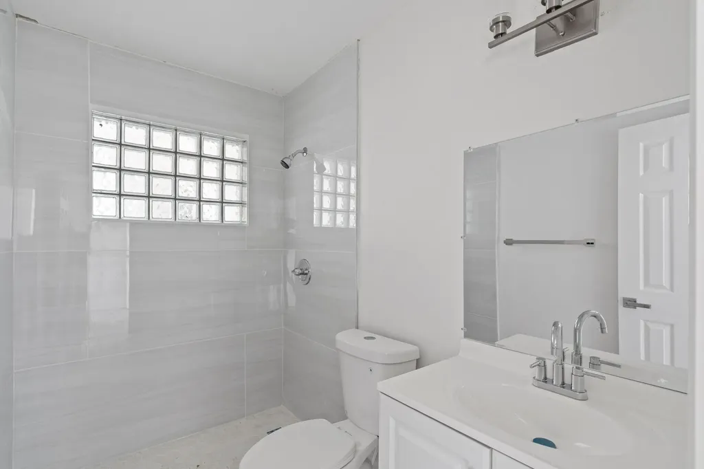 662 Granada Street Fort Pierce FL 34949