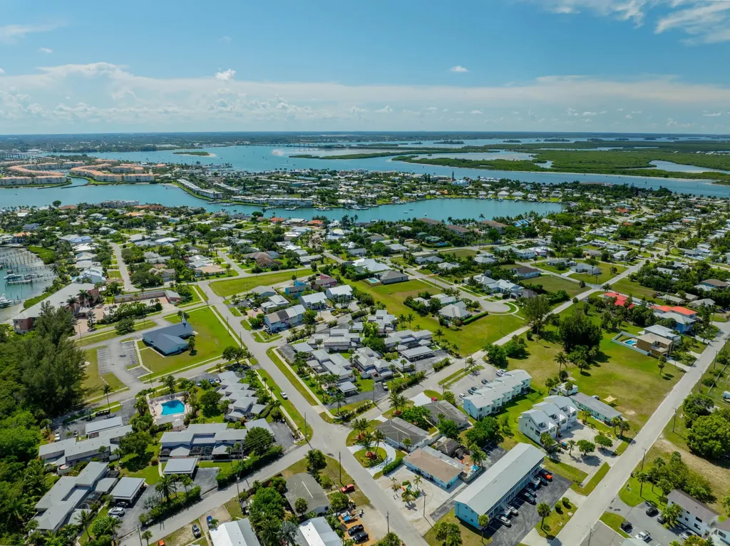662 Granada Street Fort Pierce FL 34949