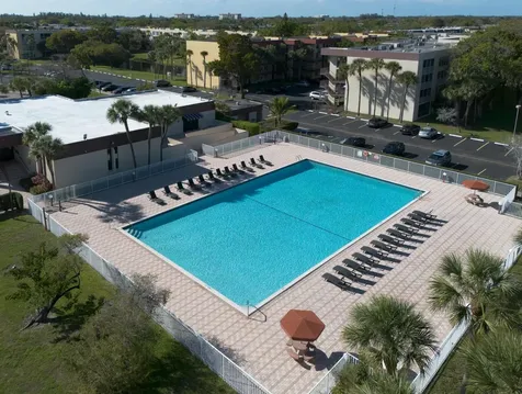 3121 NW 47th Terrace Lauderdale Lakes FL 33319
