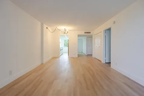 3121 NW 47th Terrace Lauderdale Lakes FL 33319