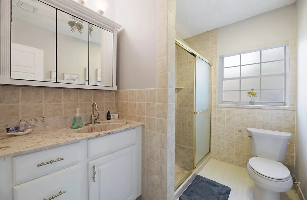 2740 SE 1st Court Pompano Beach FL 33062