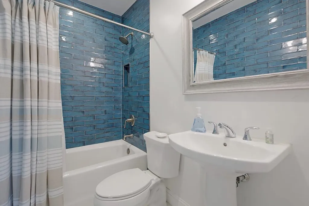 2740 SE 1st Court Pompano Beach FL 33062