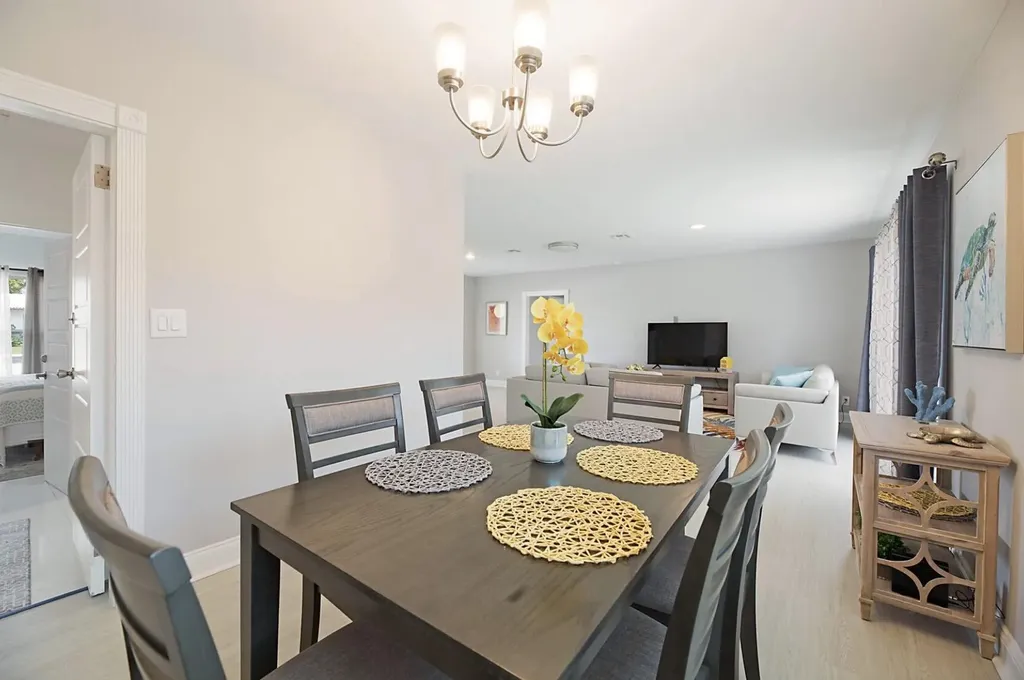 2740 SE 1st Court Pompano Beach FL 33062