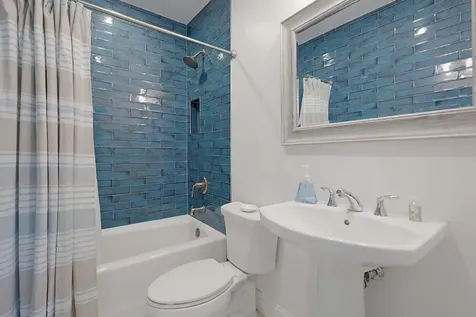 2740 SE 1st Court Pompano Beach FL 33062