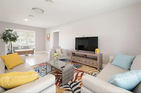 2740 SE 1st Court Pompano Beach FL 33062