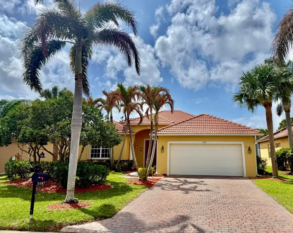 335 NW Sheffield Circle Port St Lucie FL 34983