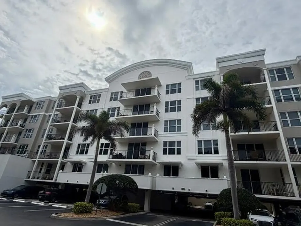 191 SE 20th Avenue Deerfield Beach FL 33441