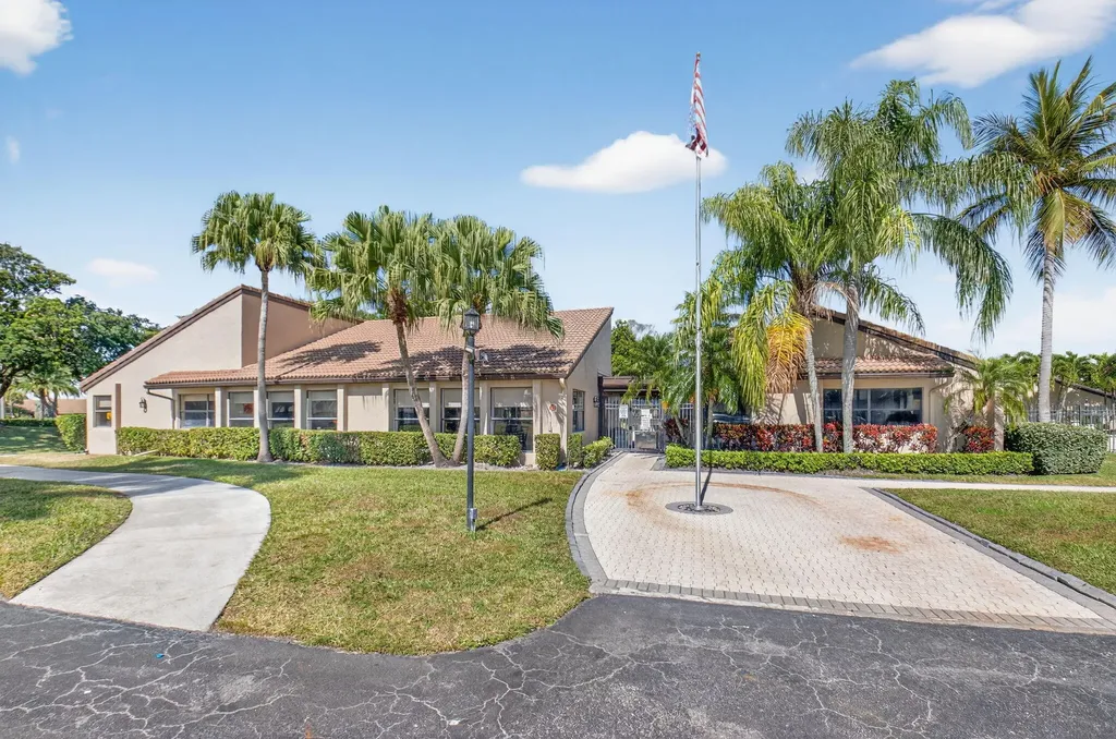 8413 E Boca Glades Boulevard Boulevard E Boca Raton FL 33434