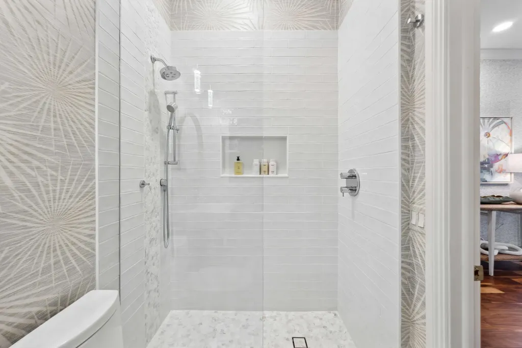 1028 Bay Street Delray Beach FL 33483