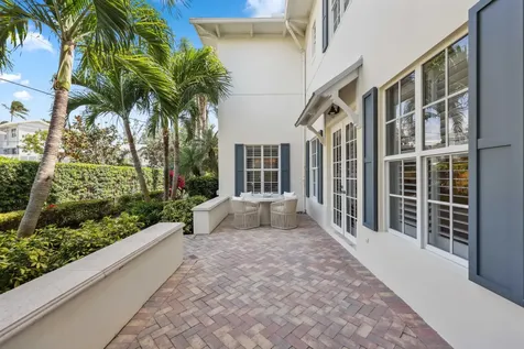 1028 Bay Street Delray Beach FL 33483