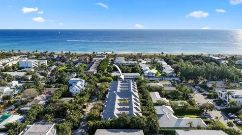 1028 Bay Street Delray Beach FL 33483