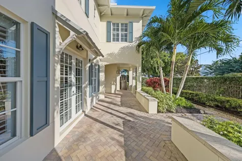 1028 Bay Street Delray Beach FL 33483