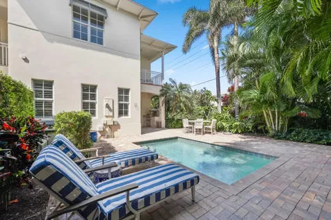 1028 Bay Street Delray Beach FL 33483