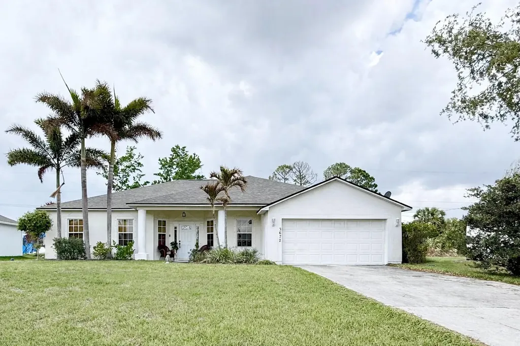 3672 SW Vollmer Street Port St Lucie FL 34953