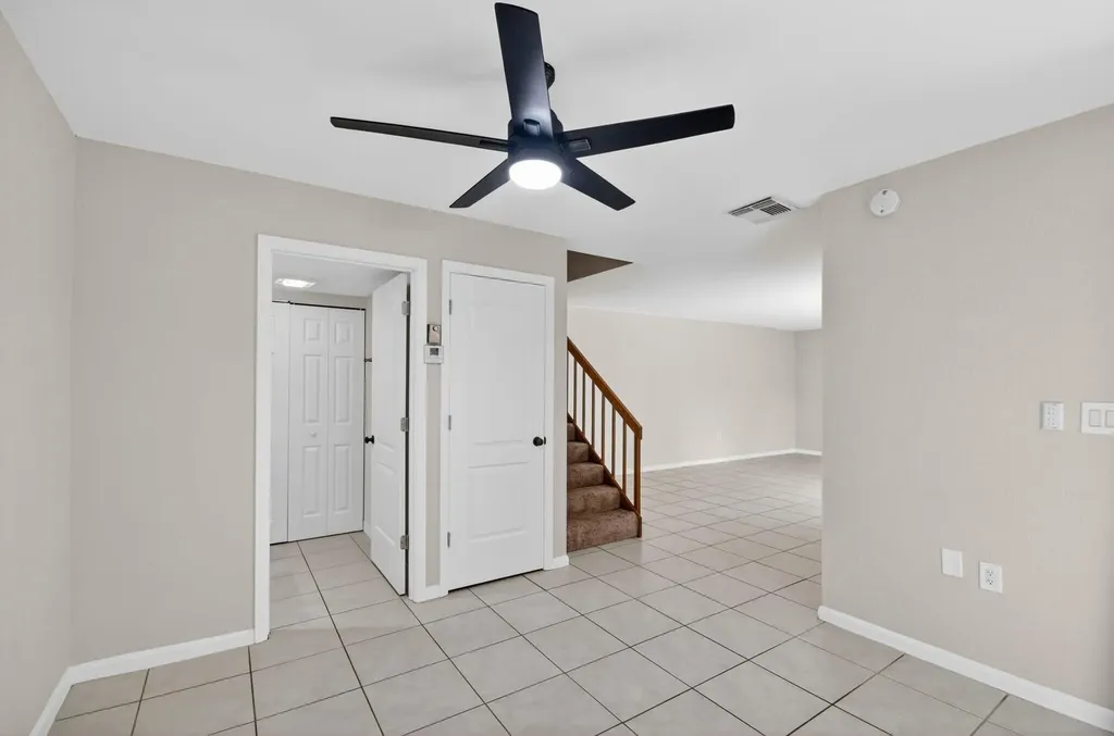 904 9th Court Palm Beach Gardens FL 33410