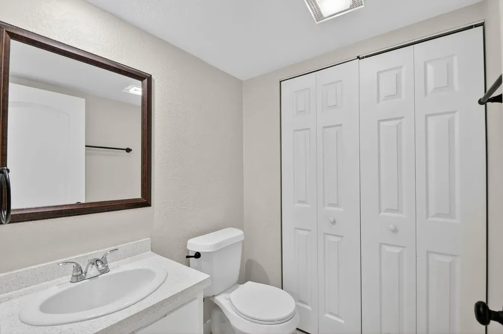 904 9th Court Palm Beach Gardens FL 33410