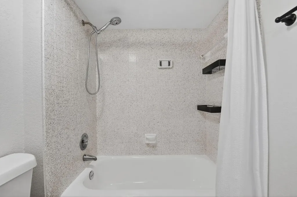 904 9th Court Palm Beach Gardens FL 33410